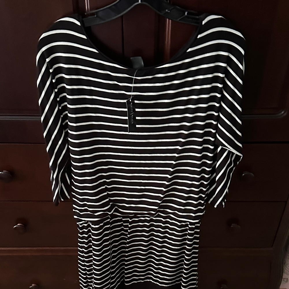 White house black market new tags size small Black and White Striped Dress
